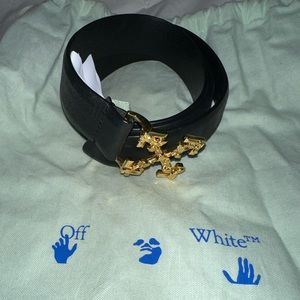 Women’s Off White belt